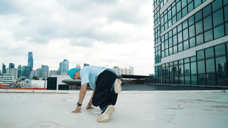 What Affects the Cost of a Flat Roof in Toronto?